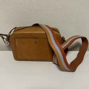 Madewell leather brown crossbody camera bag